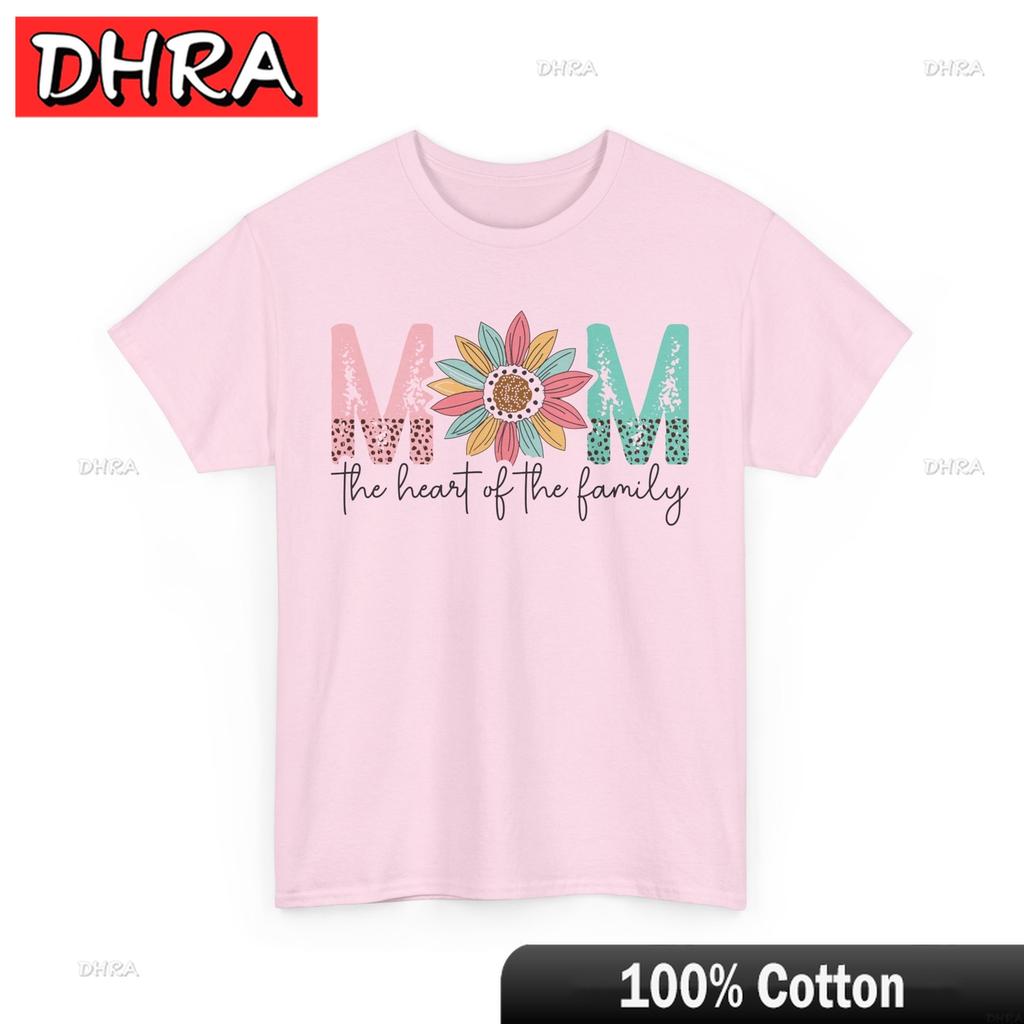 Mom Heart of The Family TShirt Funny Motherhood Tee Cute Mom Gift Chic Stylish Tshirts Casual Retro Creative Tops for Summer