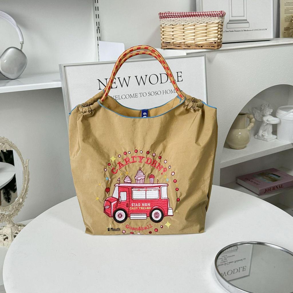 Trendy Large-Capacity Japanese-Style Nylon Embroidery Shoulder Bag for Women