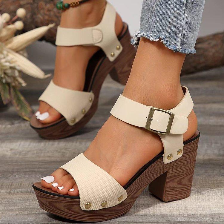Large Size Thick High Heel Sandals for Women In Summer New Style Rivet Strap Sandals for Women
