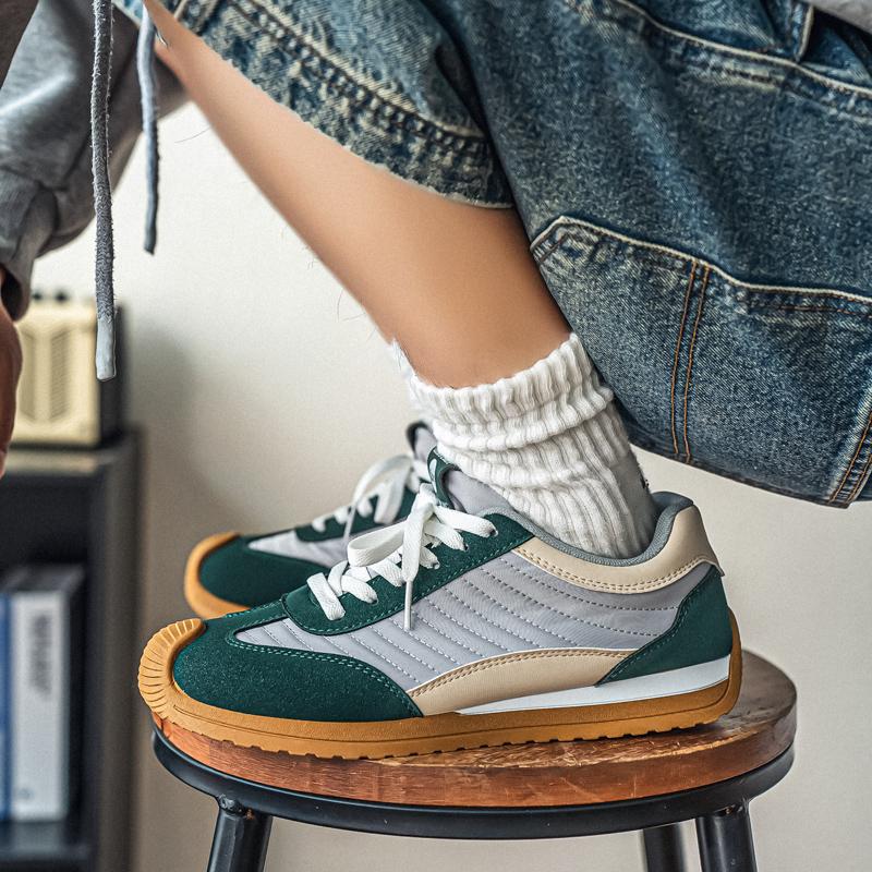 New Men's Fashion Casual Shoes Boys Students Trending Soft Sole Comfortable Sneakers Male Classic Breathable Gym Shoes