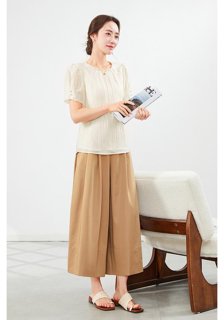 Elegant and Slim Round Neck Beaded Short Sleeved Shirt, Mini Top