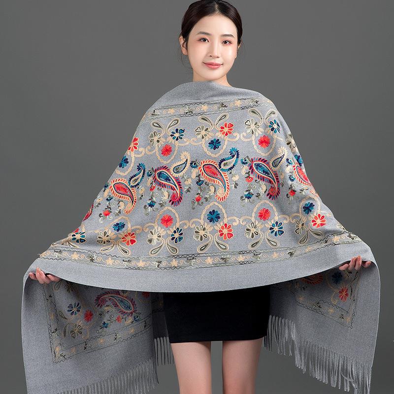 Luxury Women Embroidery Cashmere Scarf Winter Women's Warm Pashmina Shawl Paisley Embroidered Thicken Blanket Scarves Wraps