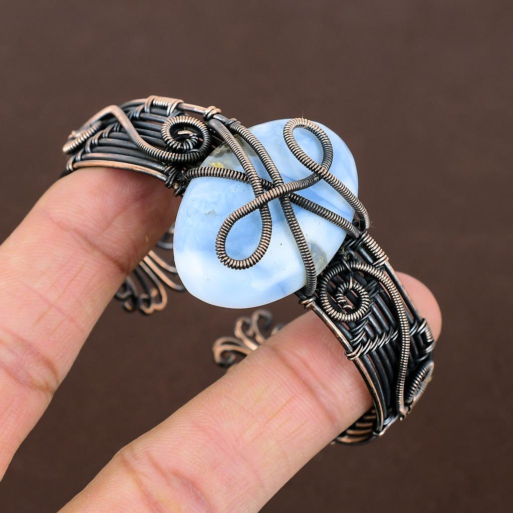 Owhyee Blå Opal Handgjord Koppartrådsinlindad Armring Justerbar S4H97
