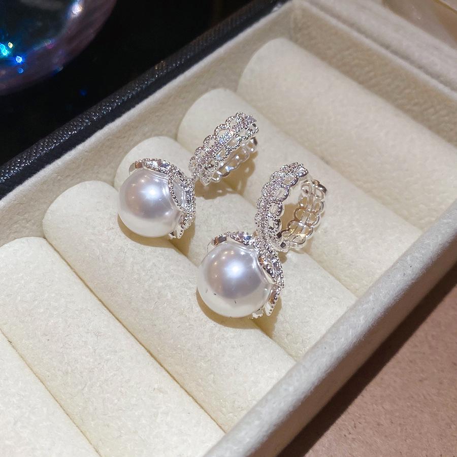 Ретро Барочные Жемчужные и Циркониевые Кружевные Ушные Манжеты - Элегантные Высококлассные Серьги для Женщин