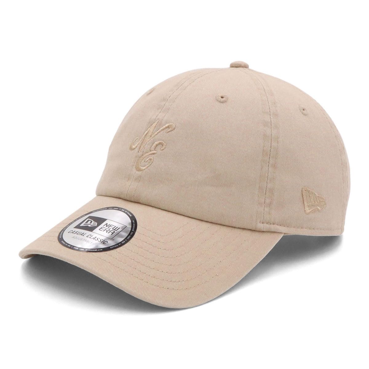 

New Era Casual Classic Cap in New This casual classic cap is made exclusively for men and women by Perfect for spring and summer this popular size