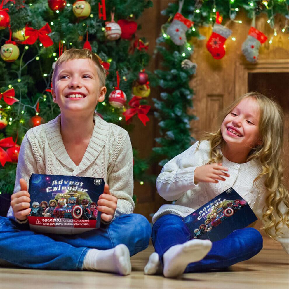 Superhelden Weihnachts-Adventskalender Feiertags-24-teiliges Geschenk-Spielset Weihnachten