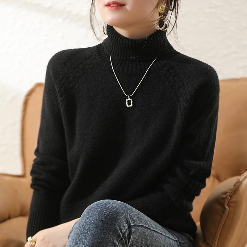 Women's High-Neck Wool Sweater: Autumn/Winter Knitwear, Loose Long Sleeve, Slimming Cashmere Base Layer