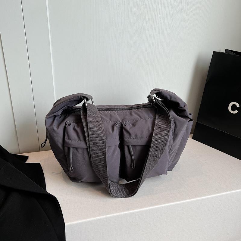 

Bag Crossbody Women s Versatile 2025 Spring New Simple Nylon Underarm Bag Casual One Shoulder Crossbody Backpack темно-сірий