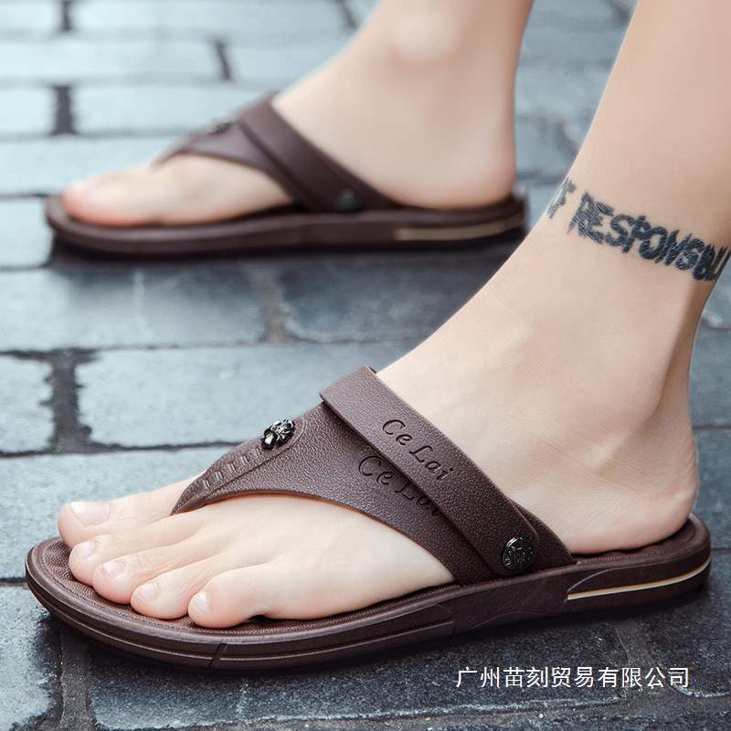 Flip-flops summer wear non-slip sandals personalized pinch feet Vietnamese slippers driving dual-purpose beach sandals