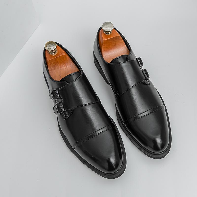 Leather shoes men's 20252025 large size buckle pointed groom wedding business dress men's shoes small leather shoes