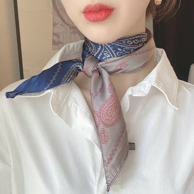 

Корейский маленький квадратный шарф в стиле Инс для женщин: Галстук Уход за шеей Защита от летнего солнца Универсальный как маленький шелковый платок шаль и шарф