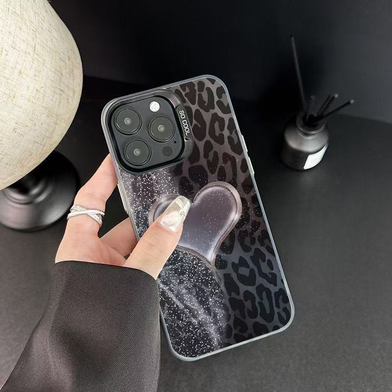 Leopard print love applies to 15plus Europe and America 14promax Apple mobile phone case iphone16 cool 13 trend 12