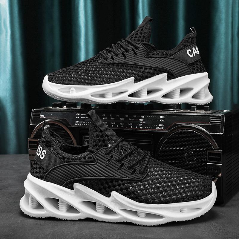2025 new summer model breathable mesh lightweight sports shoes running shoes fitness shock-absorbing soft sole hollow couple explosion