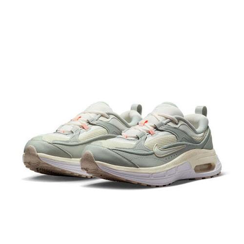 

Nike Wmns Air Max Bliss Light Silver Sail FB7170-111 EU 35.5 білий/срібний
