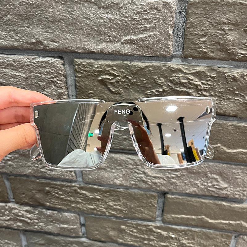 Occhiali da Sole per Bambini Fotografia di Strada Con Occhiali a Montatura Larga Protezione UV e Protezione dalla Luce Intensa