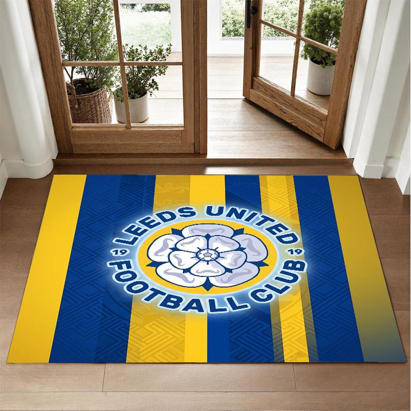 Leeds United Design Crystal Velvet Rug Soft Decorative Mat for Bedroom Entrance