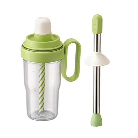 Bartender Shaker Set Leakproof Cocktail Maker with Ice Mold BPA-Free Plastic Shake Kettle for Lemon Tea & Mocktails