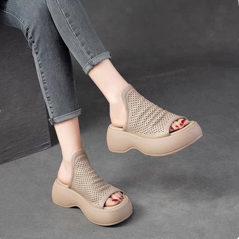 Fashion 2024 Summer New Round Head Breathable Leather Top Wearing Fish Mouth Slippers for Women Comfort Slope Heels for Women's