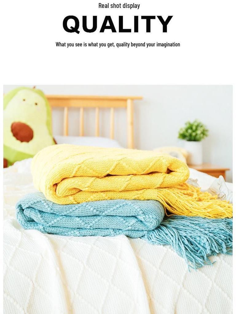 Strickdecke mit Quasten im nordischen Stil - Sofa, Bett oder Nickerchengebrauch