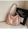 Large-capacity bag women's 2025 spring new niche simple casual versatile shoulder messenger bag fashionable tote bag