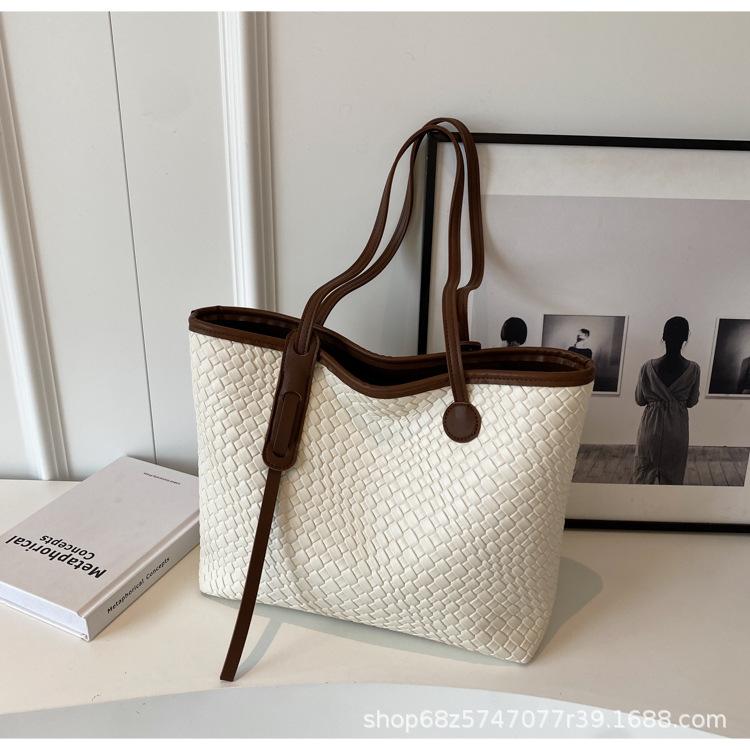 Fashion popular woven women's bags, new trendy Korean version of large-capacity shopping bags, simple tote bags, portable shoulder bags