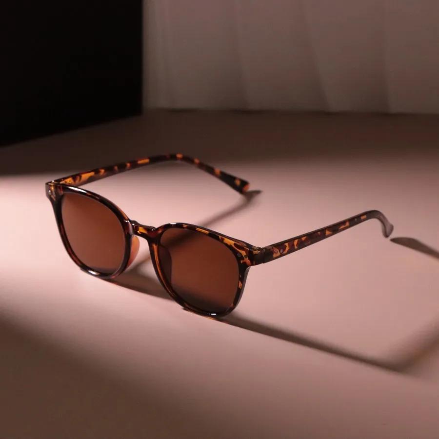 

Fashion Cat Eye Frame Sunglasses Women Men Retro Square Designer Sun Glasses Male Female Brand Vintage Travel Other