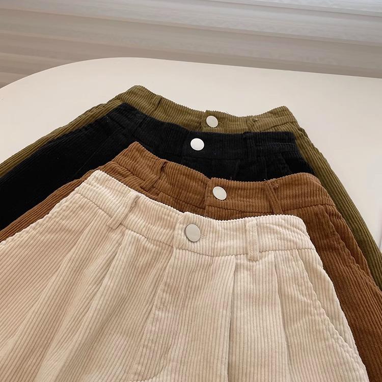 Short Autumn and Winter Casual Pants for Women High Waisted and Slim Hong Kong Style Corduroy Loose Wide Leg Shorts