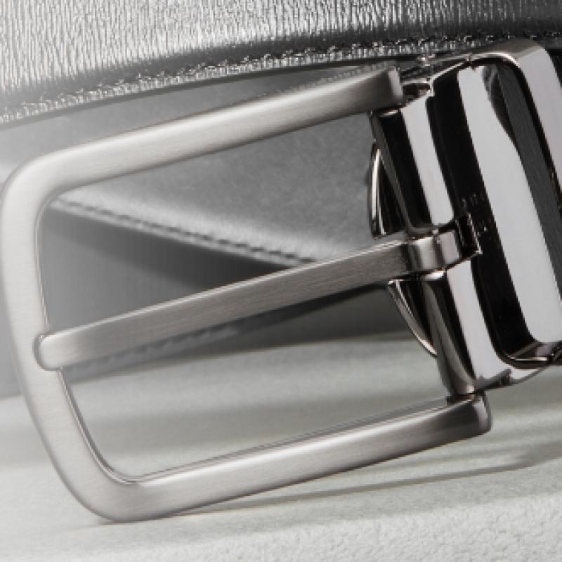 Daks Black Buckle Dd Logo Embossed Leather Belt