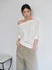 HUNCH Asymmetric Off-Shoulder T-Shirt (2Colors)