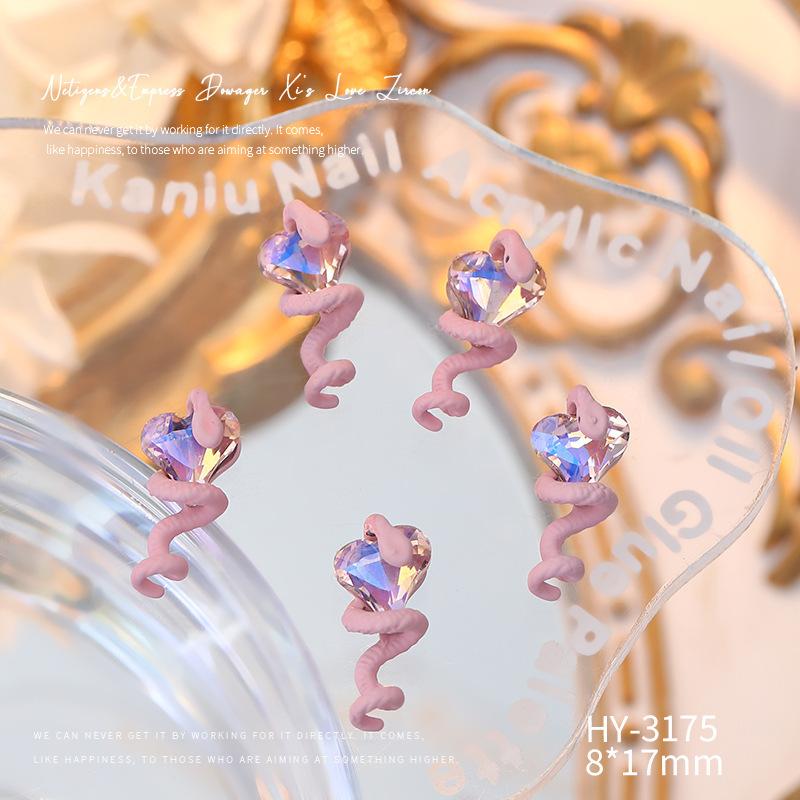Unghia Serpente Tenuta Diamante Tenuta Diamante Piccolo Serpente Unghia Finta Finitura Gioielli per Unghie Serpente Piccolo Tridimensionale Cuore Curvo Rotondo Gioielli con Diamanti