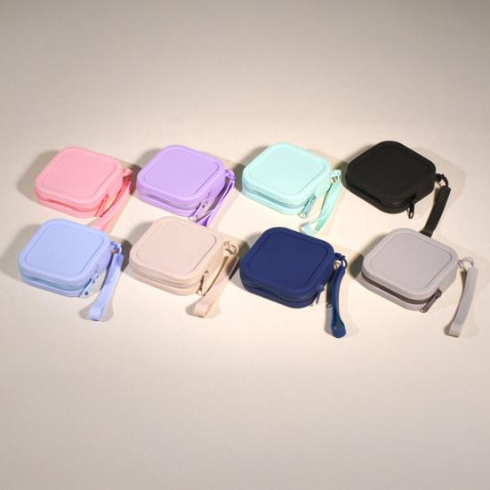Small Silicone Coin Purse Pouch with Zipper And Wrist Strap, Square Shockproof Fashionable Accessory for Backpacks Storage Bag, Lightweight