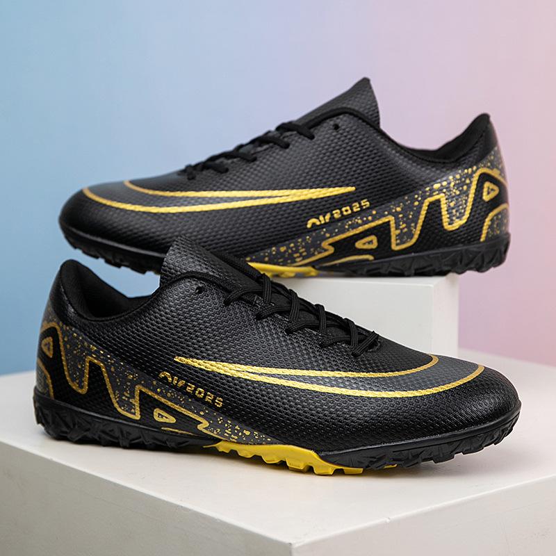 Children's Football Shoes Boys Teen Students Game Training Shoes Long Nails TF Shredded Nails Low Top 45 Large Size 46