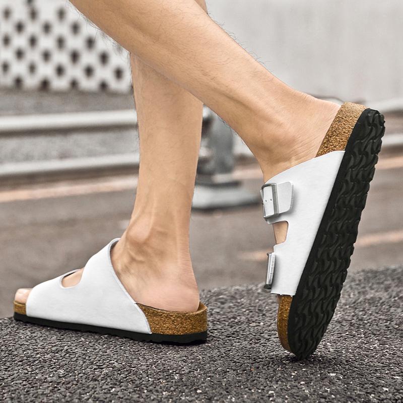Fashion Man Casual Leather Sandal for Men Beach Breathable Antiskid  Sandals Designer Flat Designer Shoes Comfy Slipper Original Summer