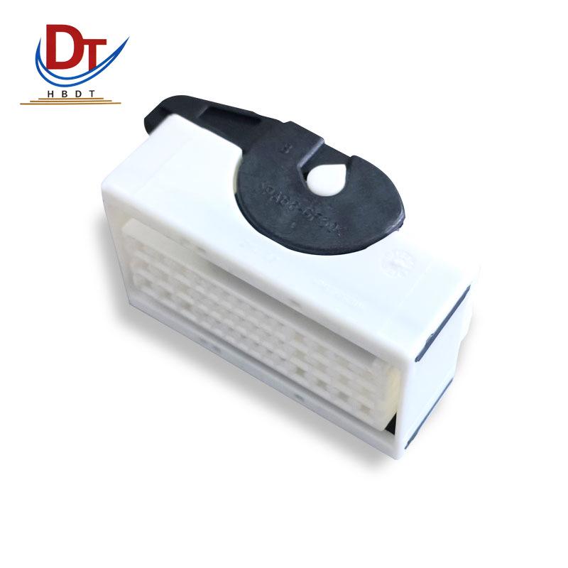 Automotive Wiring Harness Plastic Connector Sheath 1743098-1 Domestic Socket Housing Sheath PP0496401