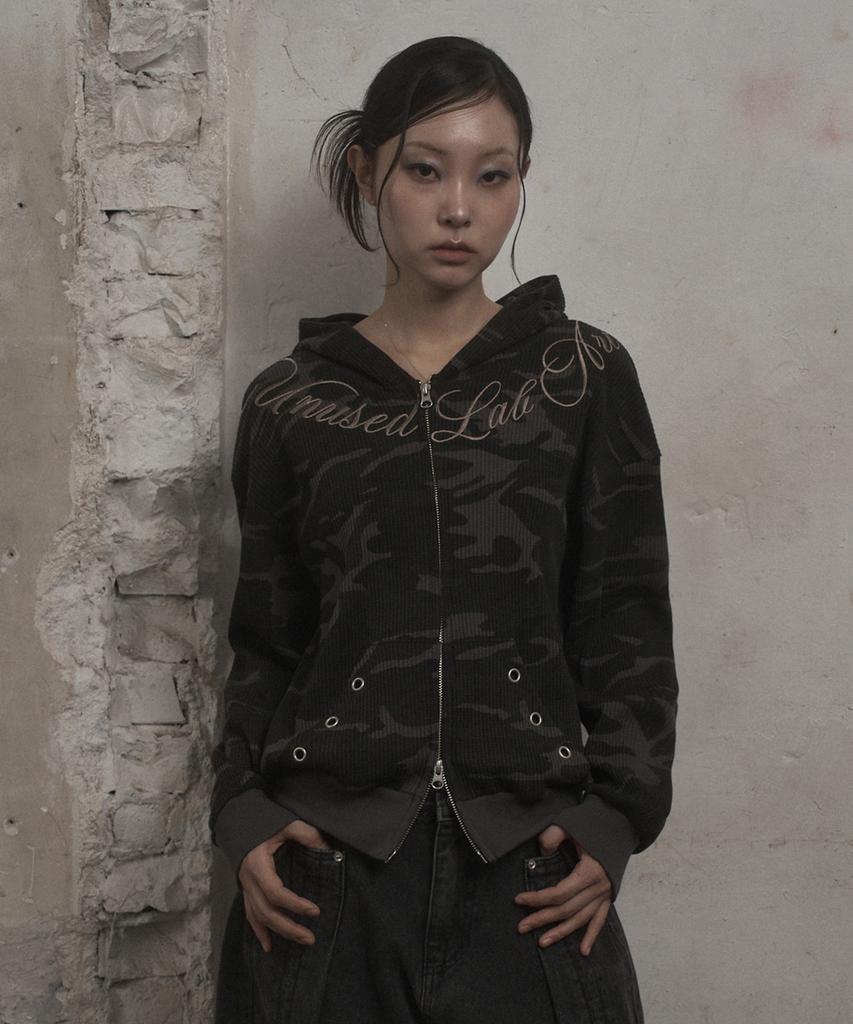 UNUSEDLAB Camo Embroidered Zip-Up Hoodie [Charcoal]
