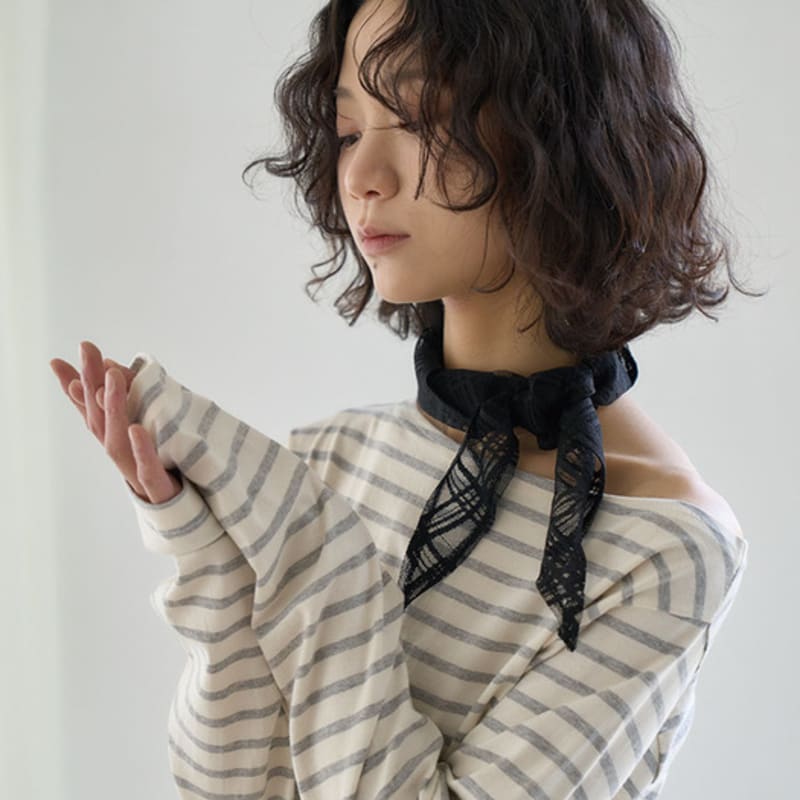 The GREEN Lab Checkered Lace Scarf (2colors)