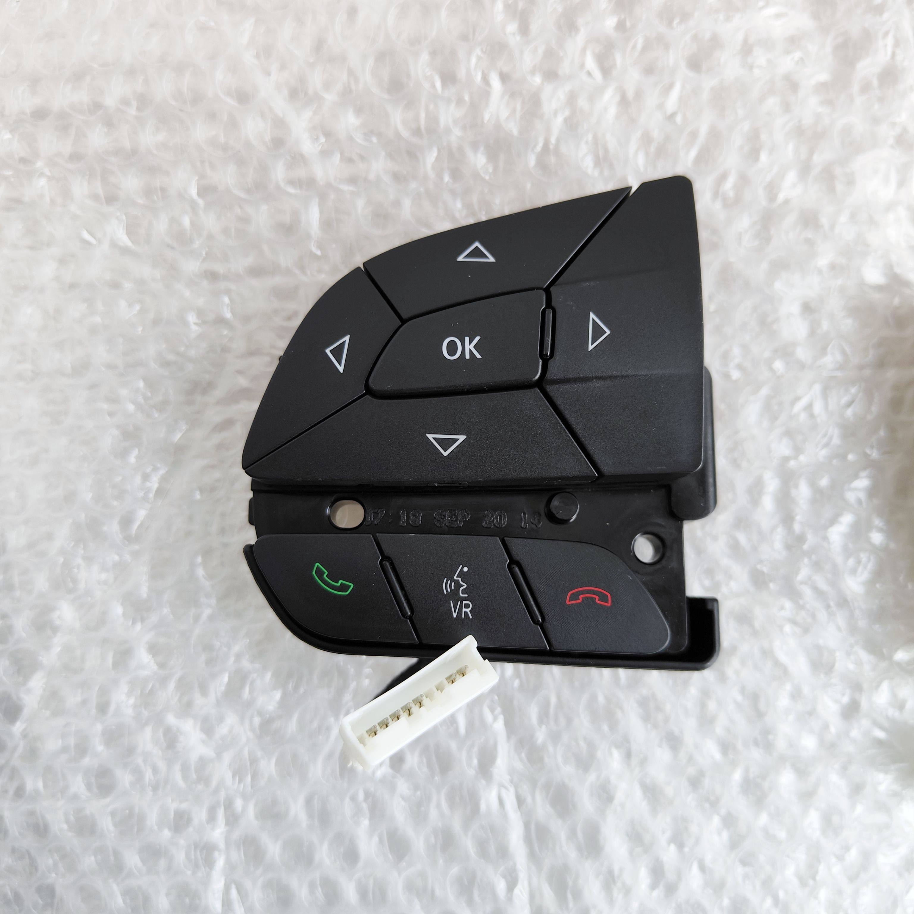 Steering Wheel Cruise Control Switch Button for Jeep Cherokee 1pc left
