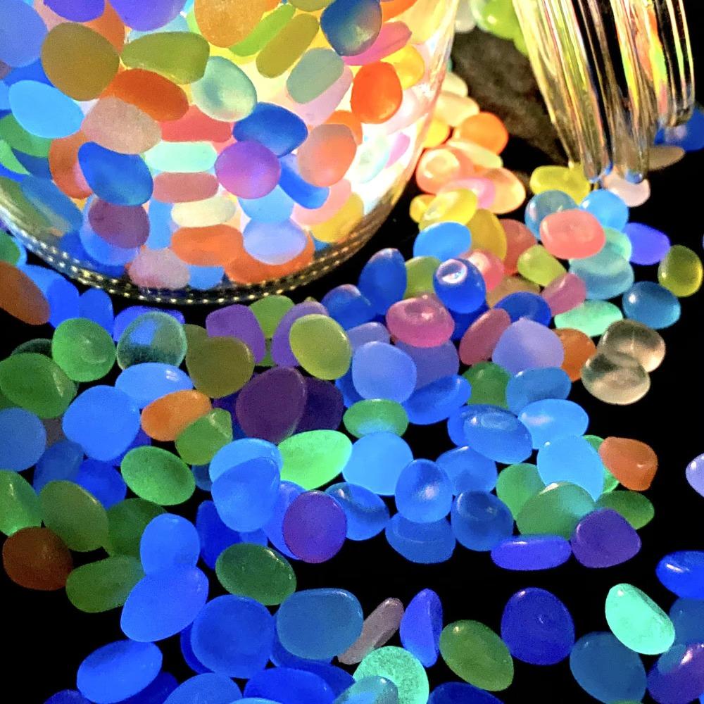500Pcs Glow Aquarium Decoration Stone Mini Flowerpot Decorative Stone Garden Pebble  Lawn