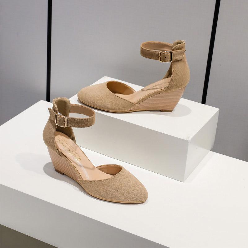 Mode Damen Slipper Retro Wildledersandalen Plateauabsatz Große Größe Schnallenriemen Modisches Damen Freizeit-Schuhwerk