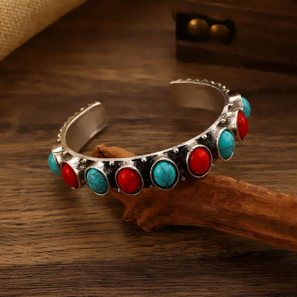2025 Hot-selling personality retro turquoise bracelet bohemian ethnic style jewelry women's light luxury temperament bracelet