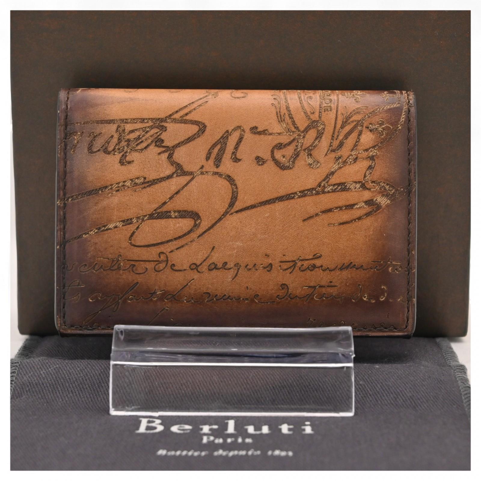 

Оригінал BERLUTI Каліграфія Scritto Шкіряний Картхолдер Коричневий Вінтаж se8833hh