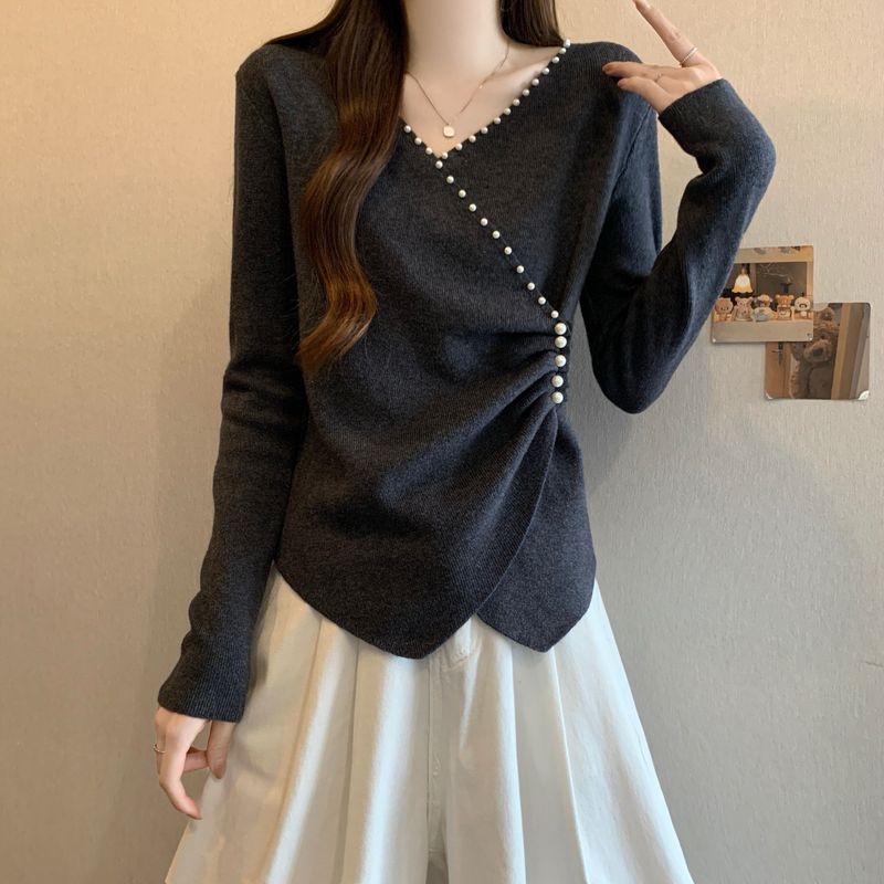 Plus-Size French-Style V-Neck Long-Sleeve T-Shirt for Women, Spring and Autumn, Slim-Fit, Waist-Cinching Knit Top for Curvy Figures