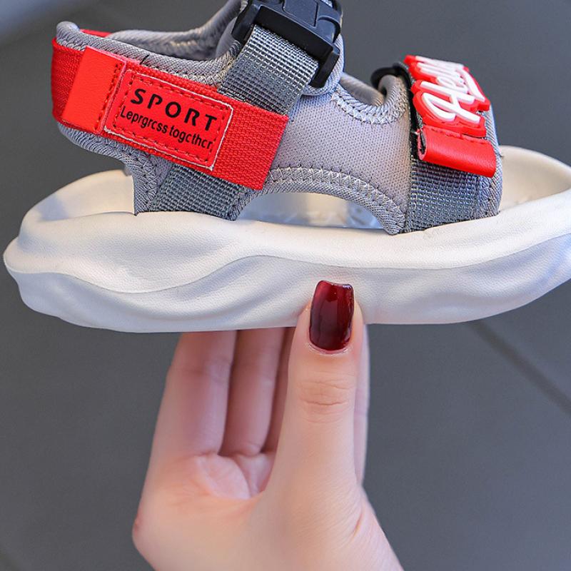 Children's Sandals for Boys New Summer Soft-soled Anti-Slip Velcro Beach Shoes for Boys, Boys, Kids, Middle-Aged and Adults
