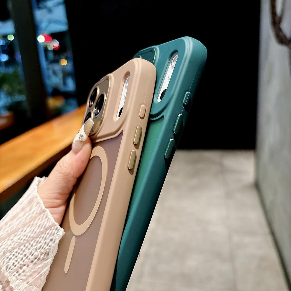 Matte Translucent Hard Phone Case For IPhone 17 16E 15 14 Plus 13 12 11 ProMax Magnetic Wireless Charge Shockproof Protect Cover