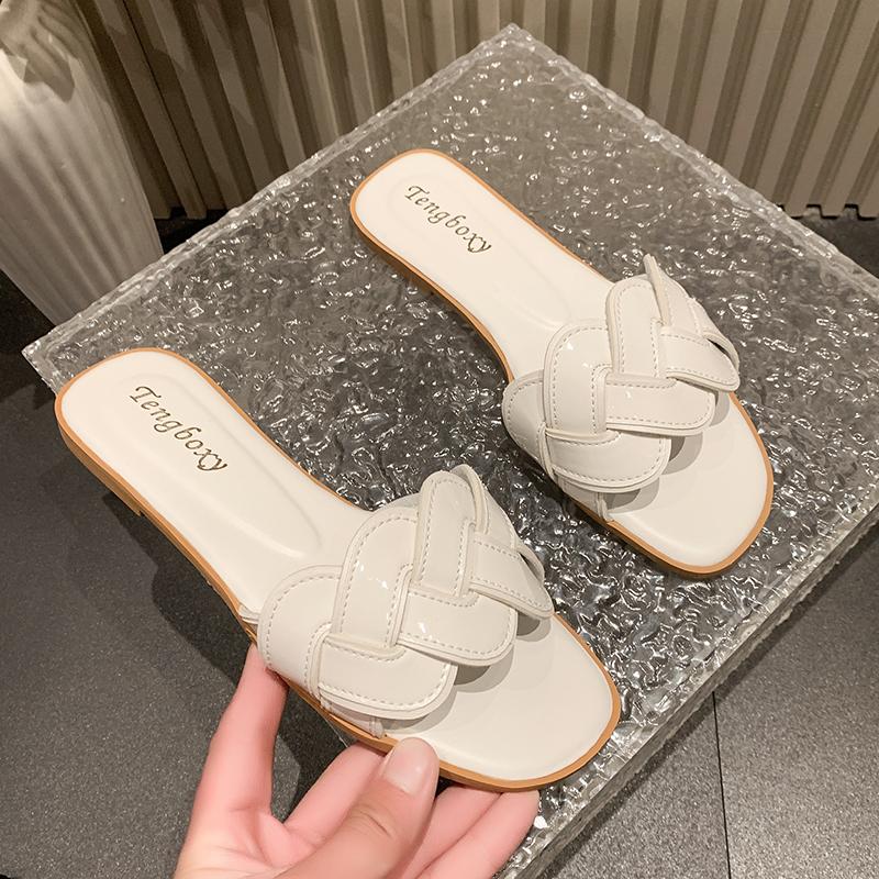 Fashion Summer New Flat Sandals for Women Round Head Open Toe Braided Patent Leather Soft Sole Anti-slip Wear-resistant Slippers