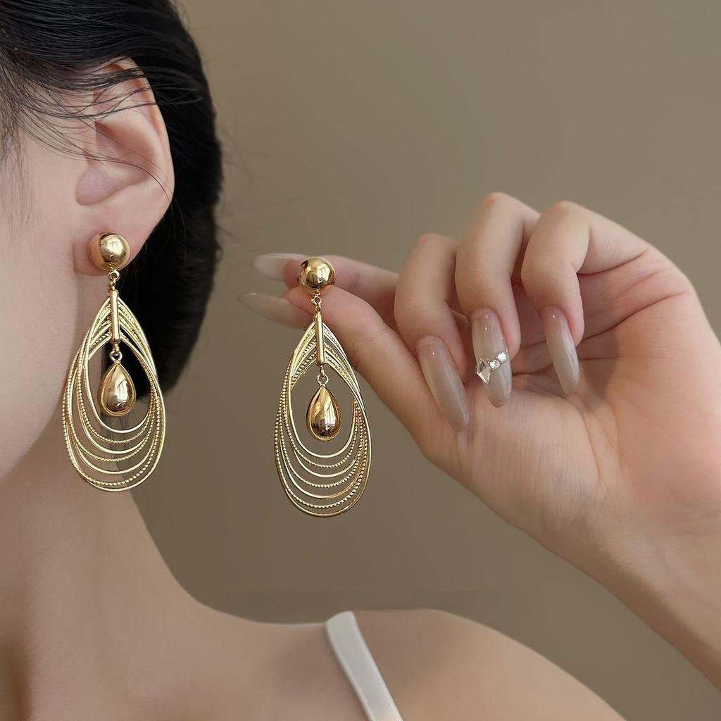 Modische Hängeohrringe für Damenschmuck