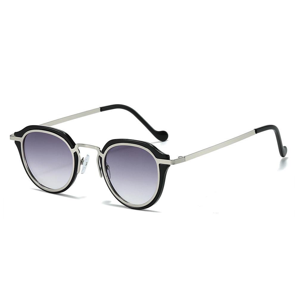 

Small Square Shape Sunglasses Men Alloy Frame Clear Lens Eyeglasses Men for Women Fashion Glasses Female Brand Sunglasses UV400 Oculus Gafas as picture