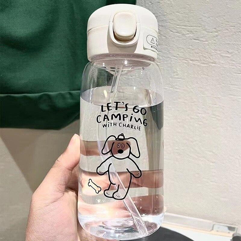Пластиковая Бутылка для Воды Чашка для Воды с Трубочкой Простая Большая Вместимость Портативная Ударопрочная и Портативная Чашка Мультяшная Ледяная Присоска Прыгающая Пластиковая Чашка 600ml