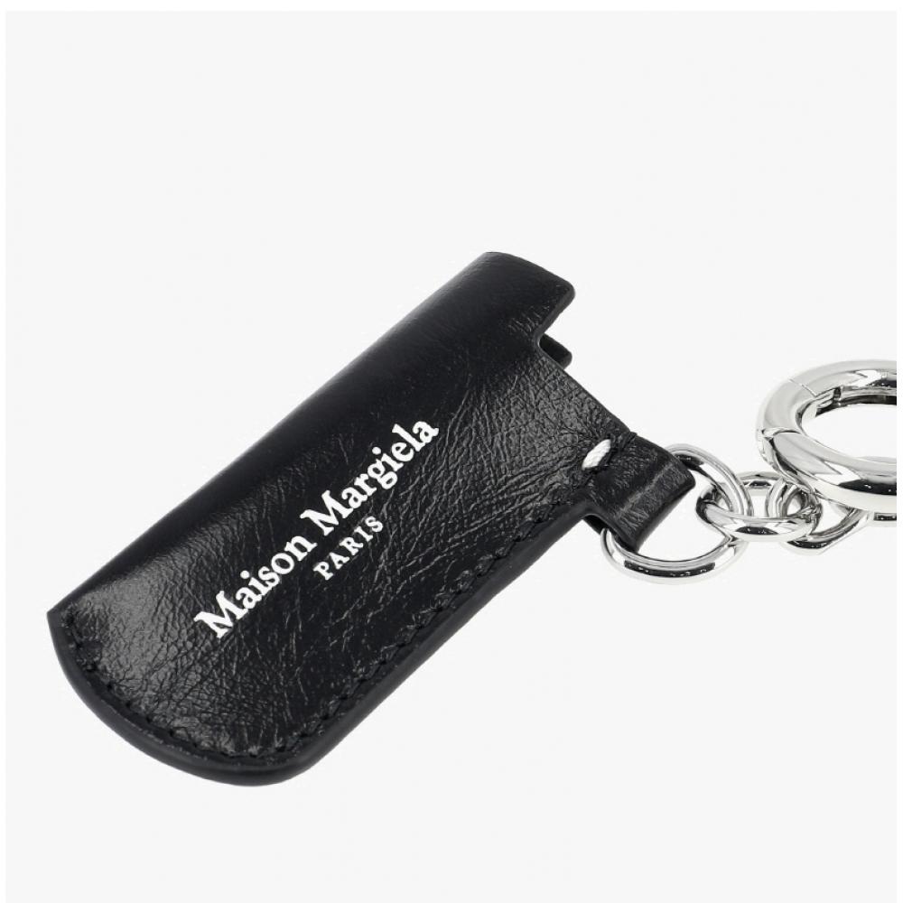 Maison Margiela Logo Lighter Case Keyring Sa1vl0055 P8831 T8013