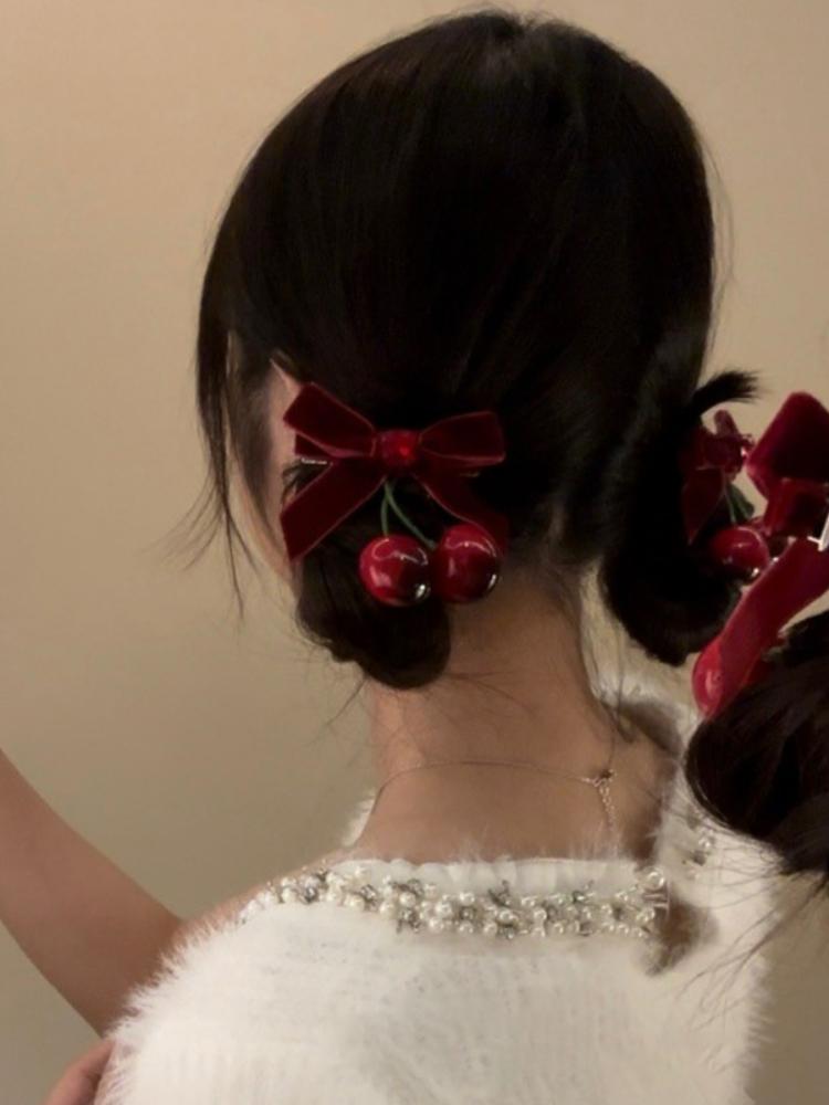 Designer Red Cherry Cloth Bow Hair Clip Sweet Women Fashion Double Layer Barrettes Lolita Headdress Female Korean Cute Velvet Ribbon Hairpin Girl